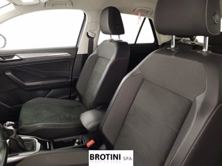 VOLKSWAGEN T-Roc 1.0 TSI Style 8