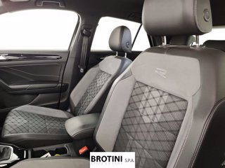 VOLKSWAGEN T-Roc 1.0 TSI R-Line 8