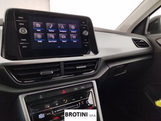 VOLKSWAGEN T-Roc 2.0 TDI SCR Life DSG 11