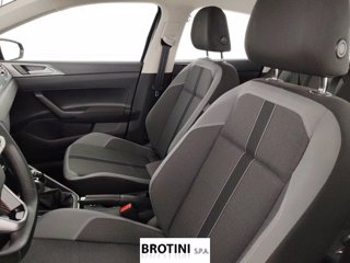 VOLKSWAGEN Polo 1.0 TSI Style 8