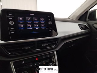 VOLKSWAGEN T-Roc 1.0 TSI Life 11