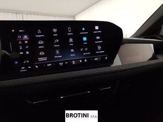 AUDI A6 e-tron quattro S Line Edition 12