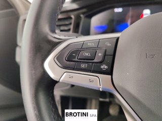 VOLKSWAGEN Polo 1.0 TSI Life 13