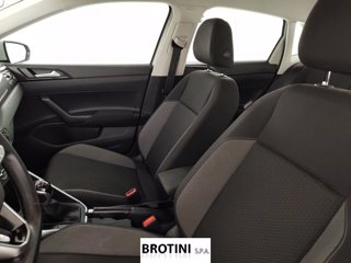 VOLKSWAGEN Polo 1.0 TSI Life 8