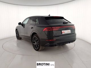 AUDI Q8 50 TDI 210kW quattro tip. S Line Edition 1