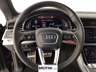 AUDI Q8 50 TDI 210kW quattro tip. S Line Edition 13