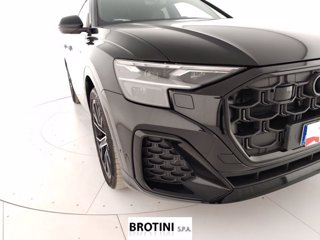AUDI Q8 50 TDI 210kW quattro tip. S Line Edition 4