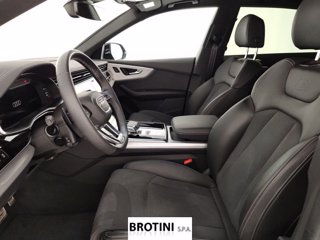 AUDI Q8 50 TDI 210kW quattro tip. S Line Edition 5