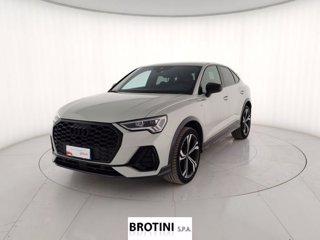 AUDI Q3 Sportback 35 TDI Identity Black