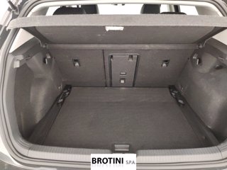 VOLKSWAGEN Golf 1.0 eTSI 81kW EVO Life DSG 14