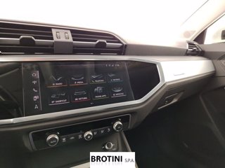 AUDI Q3 Sportback 35 TDI S tronic Business Plus 11