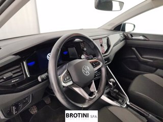 VOLKSWAGEN Polo 1.0 TSI Life 8
