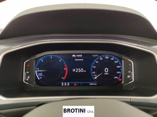 VOLKSWAGEN T-Roc 2.0 TDI SCR Style 11