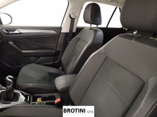 VOLKSWAGEN T-Roc 1.0 TSI Style 8