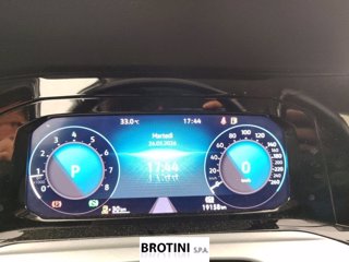 VOLKSWAGEN Golf 1.5 TGI Life DSG 12