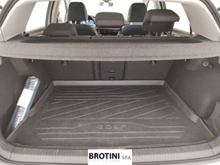 VOLKSWAGEN Golf 1.5 TGI Life DSG 14