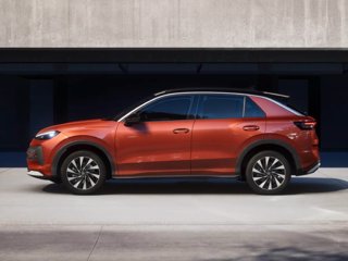 VOLKSWAGEN T-Roc 1.5 eTSI ACT DSG Life 1