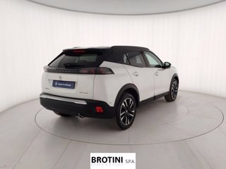 PEUGEOT 2008 BlueHDi 100 GT Line S&S 2