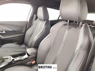 PEUGEOT 2008 BlueHDi 100 GT Line S&S 8