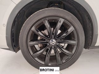 VOLKSWAGEN T-Roc 1.0 TSI R-Line 6