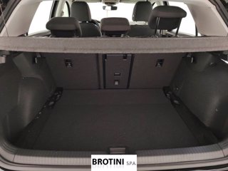 VOLKSWAGEN Golf 2.0 TDI SCR 110KW Life DSG 14