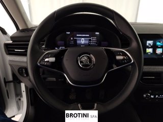 SKODA Kamiq 1.0 TSI Black Dots 70kW 13