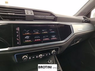 AUDI Q3 35 TDI S tronic S line edition 13