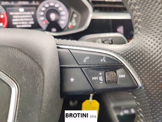 AUDI Q3 35 TDI S tronic S line edition 14