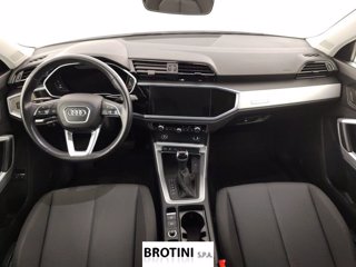 AUDI Q3 45 TFSI e S tronic S line edition 11
