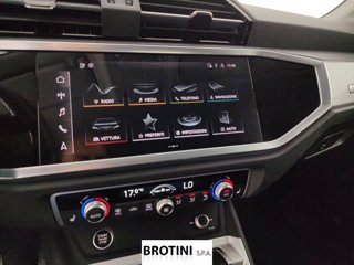 AUDI Q3 45 TFSI e S tronic S line edition 12