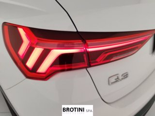 AUDI Q3 45 TFSI e S tronic S line edition 16