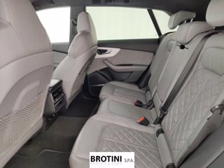 AUDI Q8 55 TFSI e quattro tiptronic S-Line Sport 11