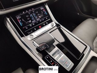 AUDI Q8 55 TFSI e quattro tiptronic S-Line Sport 12