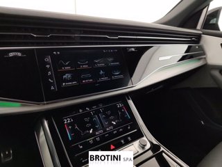 AUDI Q8 55 TFSI e quattro tiptronic S-Line Sport 13