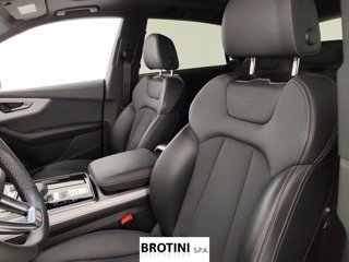 AUDI Q8 50 TDI 210kW quattro tip. S Line Edition 7