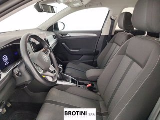 VOLKSWAGEN T-Roc 2.0 TDI SCR Sport 6
