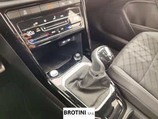VOLKSWAGEN T-Roc 1.0 TSI R-Line 10