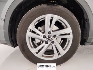 VOLKSWAGEN T-Roc 1.0 TSI R-Line 5