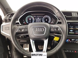 AUDI Q3 Sportback 45 TFSI e S tronic Identity Black 13