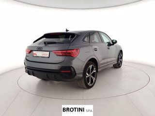AUDI Q3 Sportback 45 TFSI e S tronic Identity Black 2