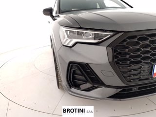 AUDI Q3 Sportback 45 TFSI e S tronic Identity Black 4
