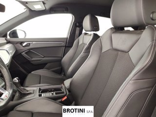 AUDI Q3 Sportback 45 TFSI e S tronic Identity Black 8