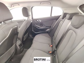 BMW Serie 1 116d Business Advantage 9
