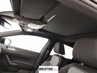 VOLKSWAGEN Taigo 1.0 TSI 85kW R-Line Plus 10