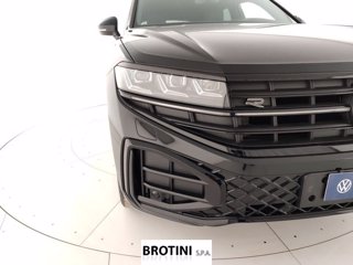 VOLKSWAGEN Touareg 3.0 V6 TDI SCR 170kW R-Line Final Edit 4