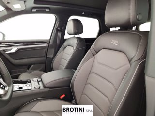 VOLKSWAGEN Touareg 3.0 V6 TDI SCR 170kW R-Line Final Edit 8