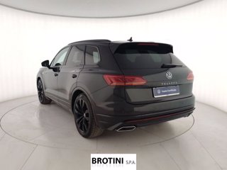 VOLKSWAGEN Touareg 3.0 V6 TDI SCR 210kW R-Line 1