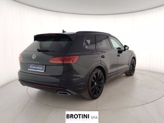VOLKSWAGEN Touareg 3.0 V6 TDI SCR 210kW R-Line 2
