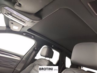 VOLKSWAGEN Touareg 3.0 V6 TDI SCR 210kW R-Line 9