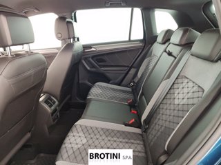 VOLKSWAGEN Tiguan 1.5 TSI ACT R-Line DSG 9